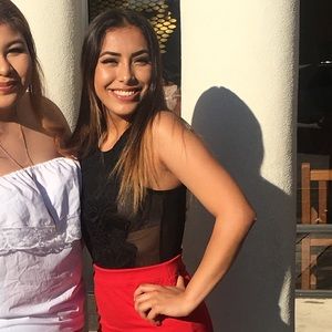 Meet your Posher, Yessica